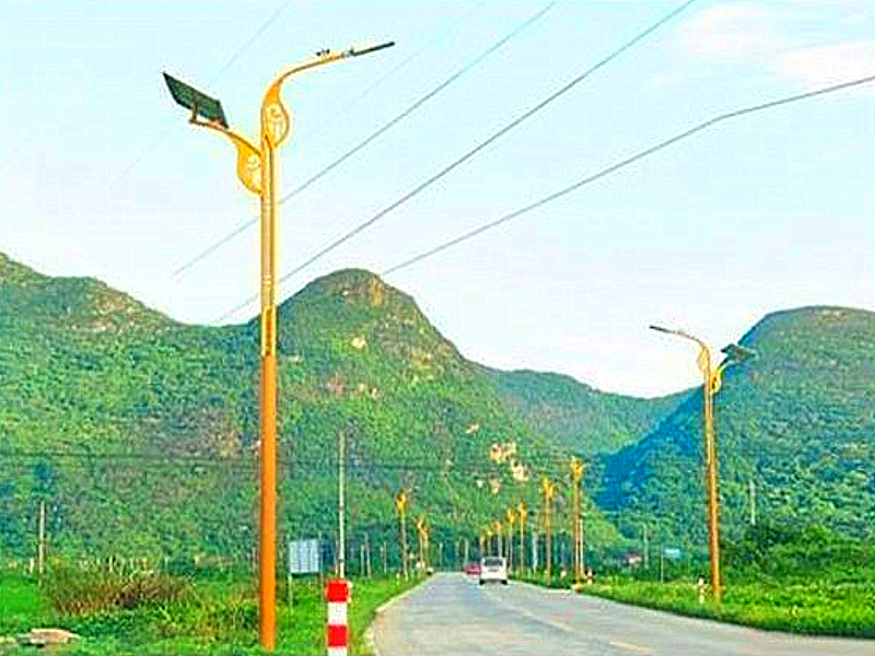 广西柳州革命老区太阳能路灯成功案例